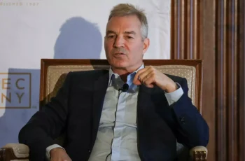 Navigating the AI Revolution: Strategies for Investors in a Transforming Landscape