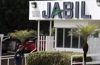 Seven Alarming Signals from the Overheated Stock Market